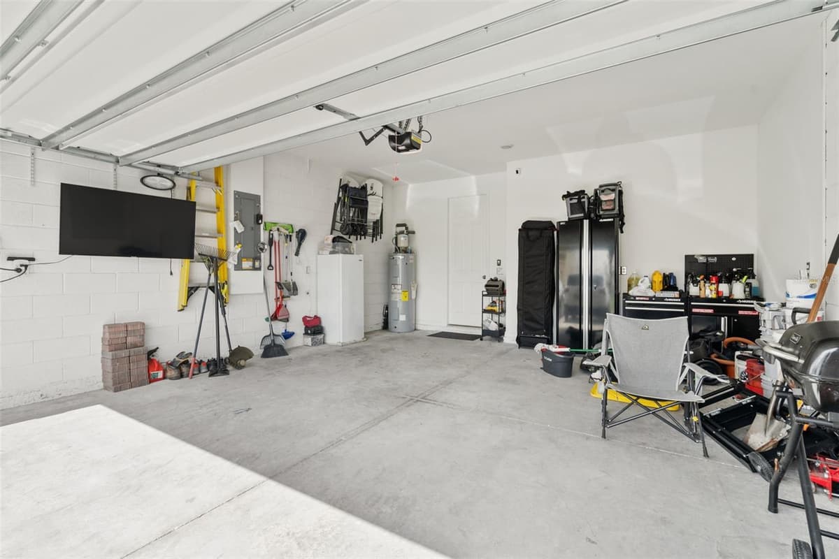 2800 CELLO LANE — photo 36 of 41