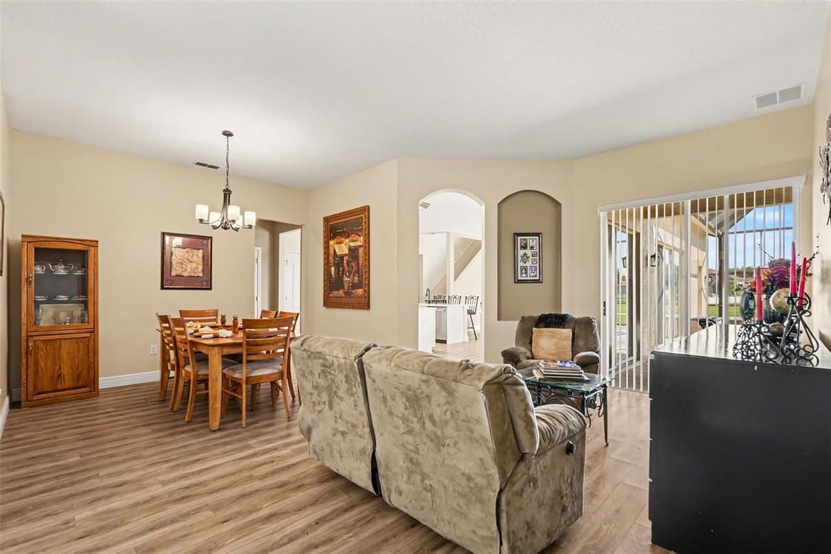 25741 RISEN STAR DR — photo 7 of 35