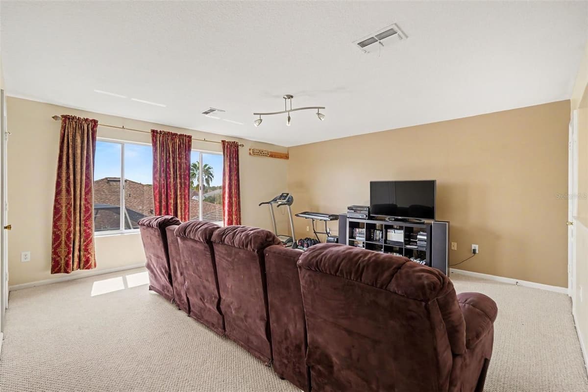 25741 RISEN STAR DR — photo 16 of 35