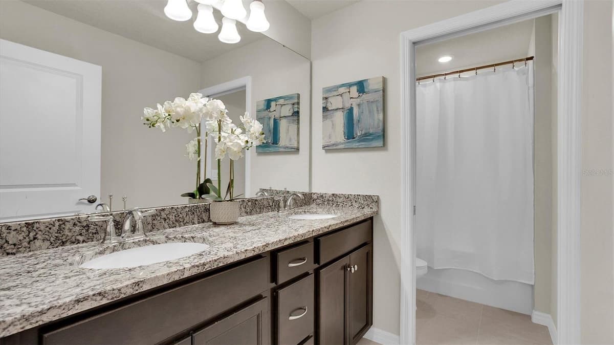 3441 LILAC WAY — photo 13 of 55