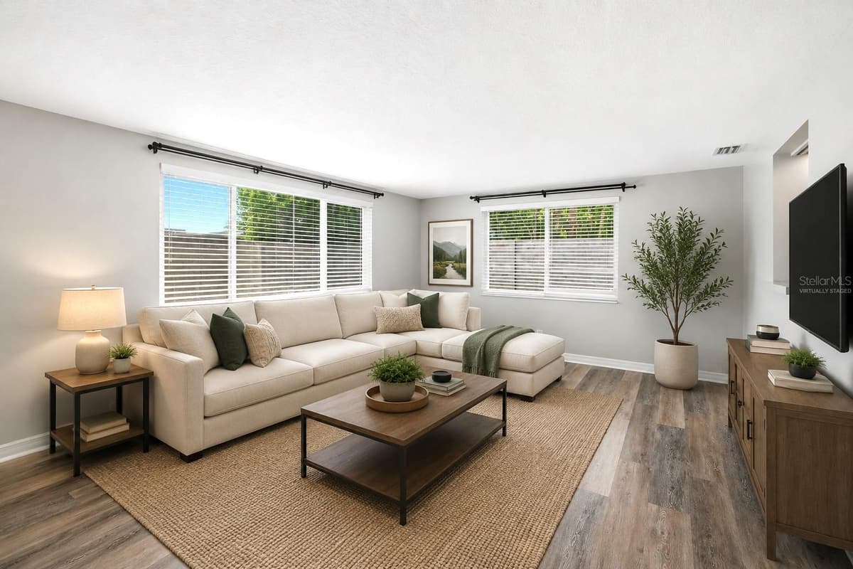 4247 GULFSHORE COURT — photo 15 of 36