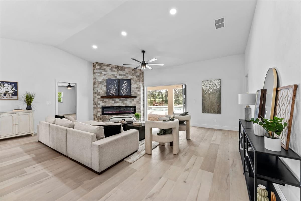 10204 TRANQUIL LANE — photo 3 of 25