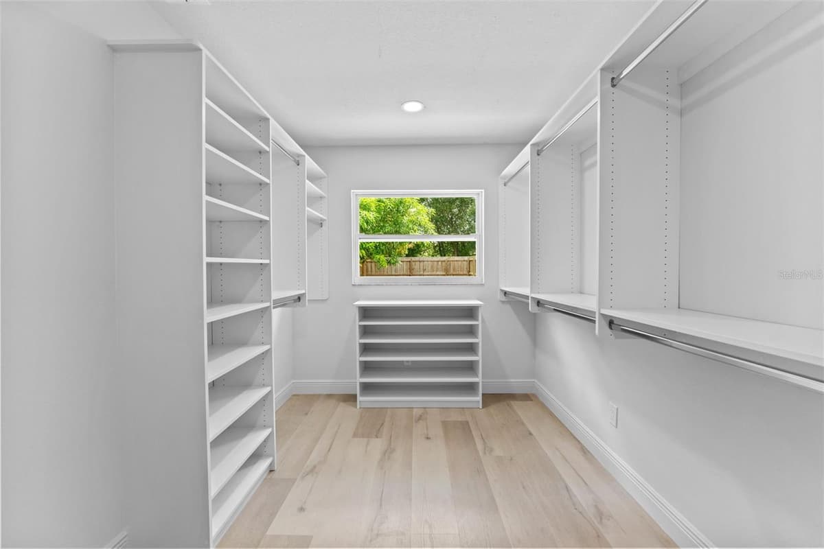 10204 TRANQUIL LANE — photo 14 of 25