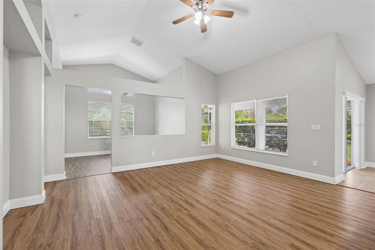 3526 MORGANS BLUFF COURT — photo 14 of 64