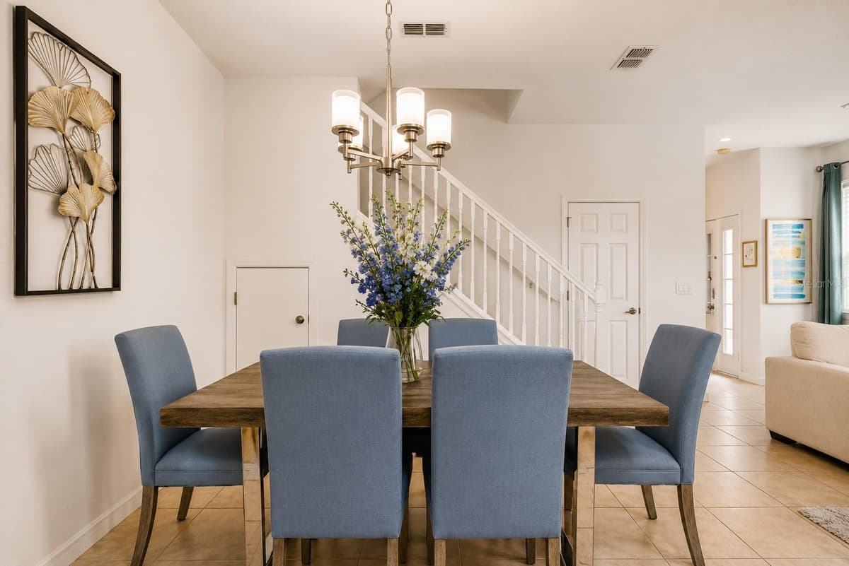 894 ASSEMBLY COURT — photo 12 of 48