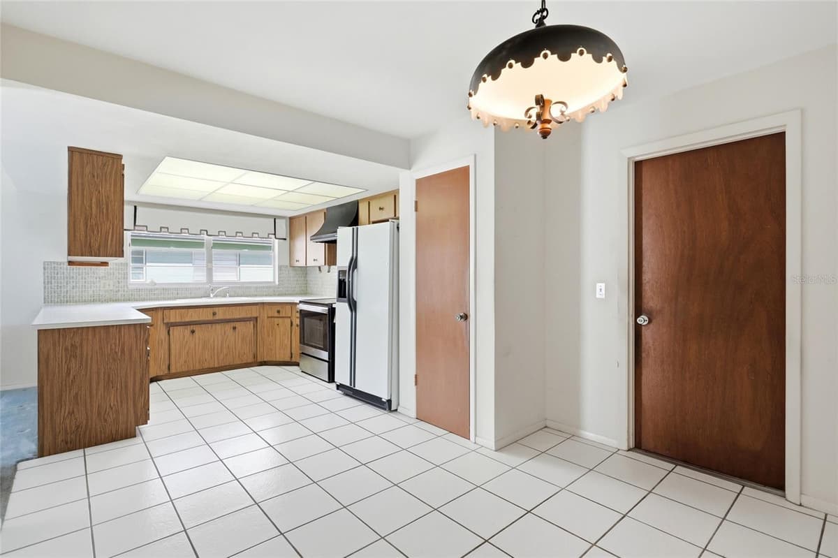 2703 TIERRA CIRCLE — photo 8 of 54