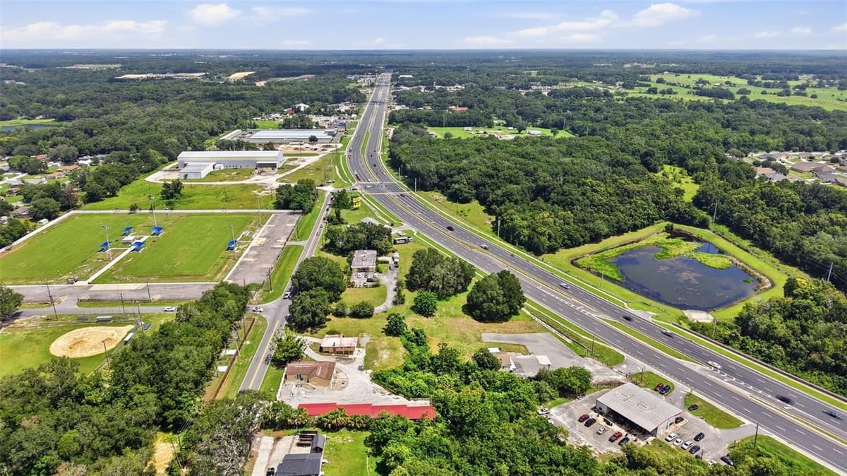 2766 US HIGHWAY 441/27 HIGHWAY — photo 11 of 26