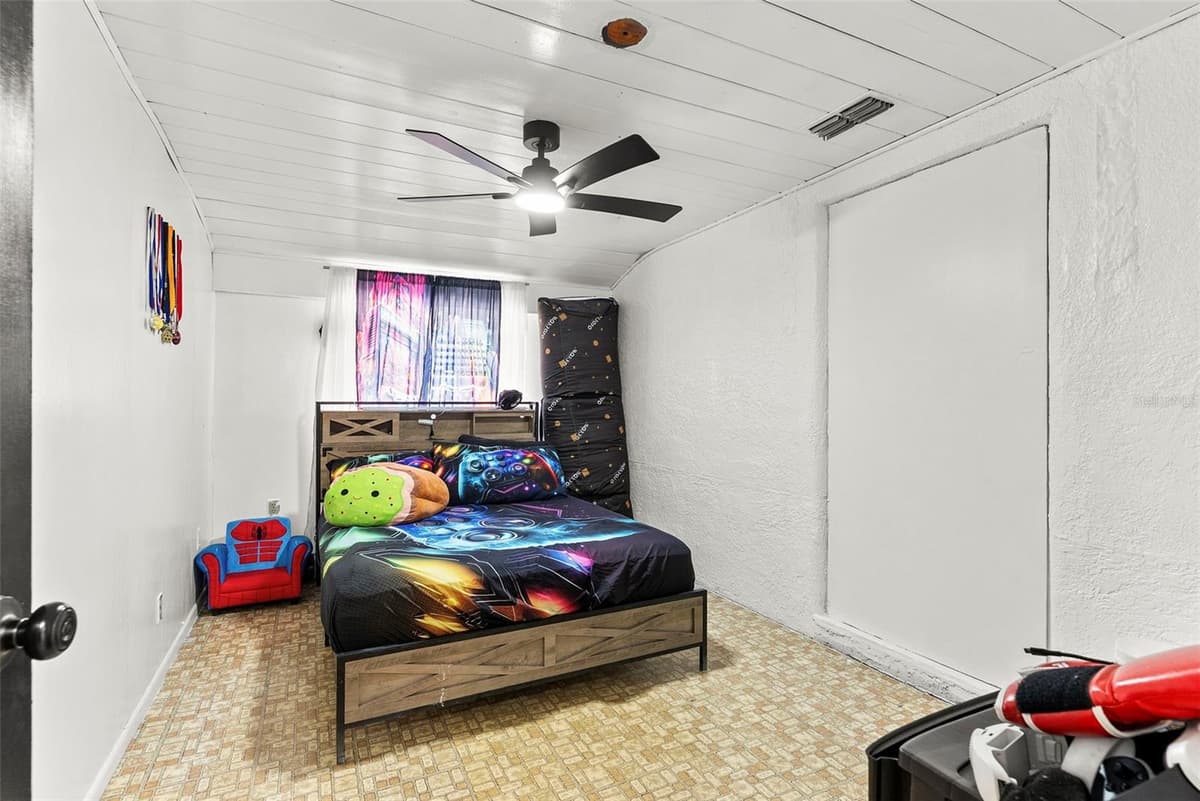 3334 AVENUE J — photo 10 of 45