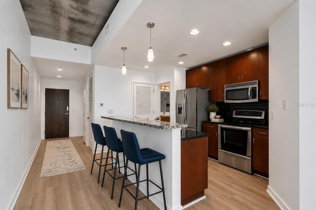 777 ASHLEY DRIVE — photo 6 of 57