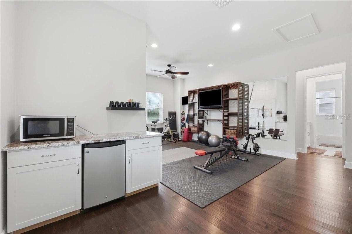6308 CLARK AVENUE — photo 83 of 98