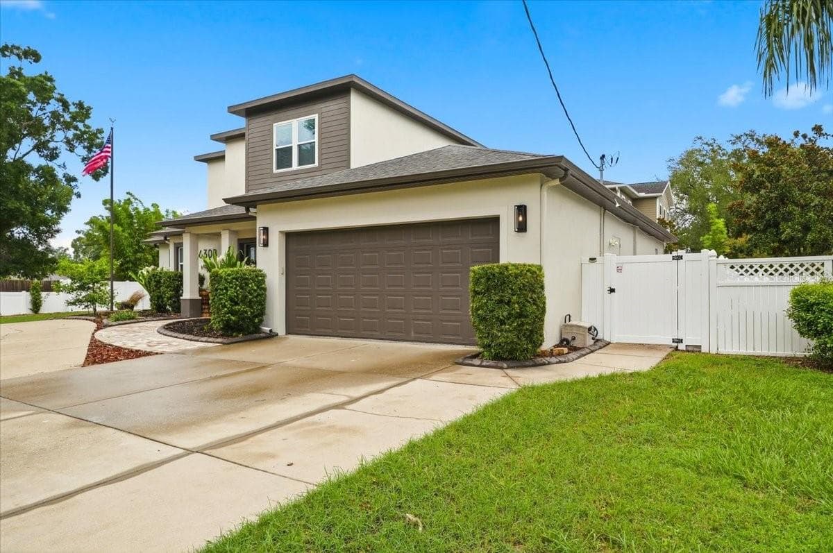 6308 CLARK AVENUE — photo 4 of 98