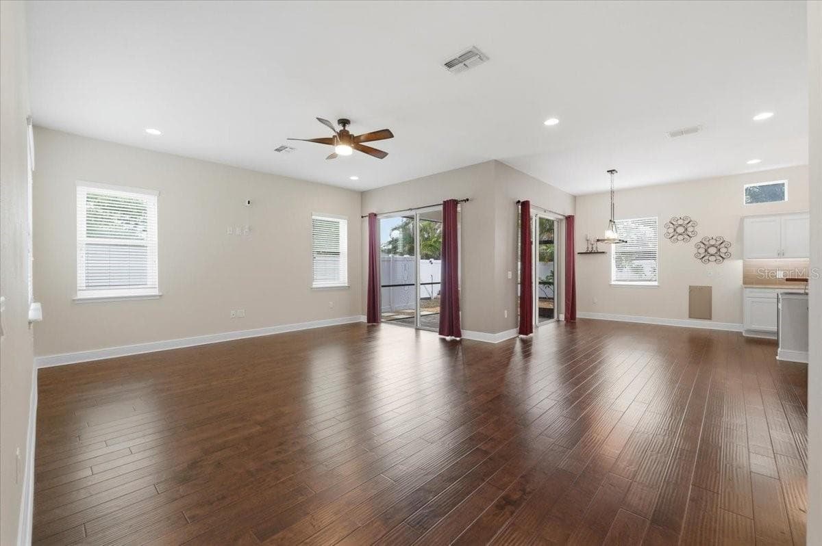 6308 CLARK AVENUE — photo 22 of 98