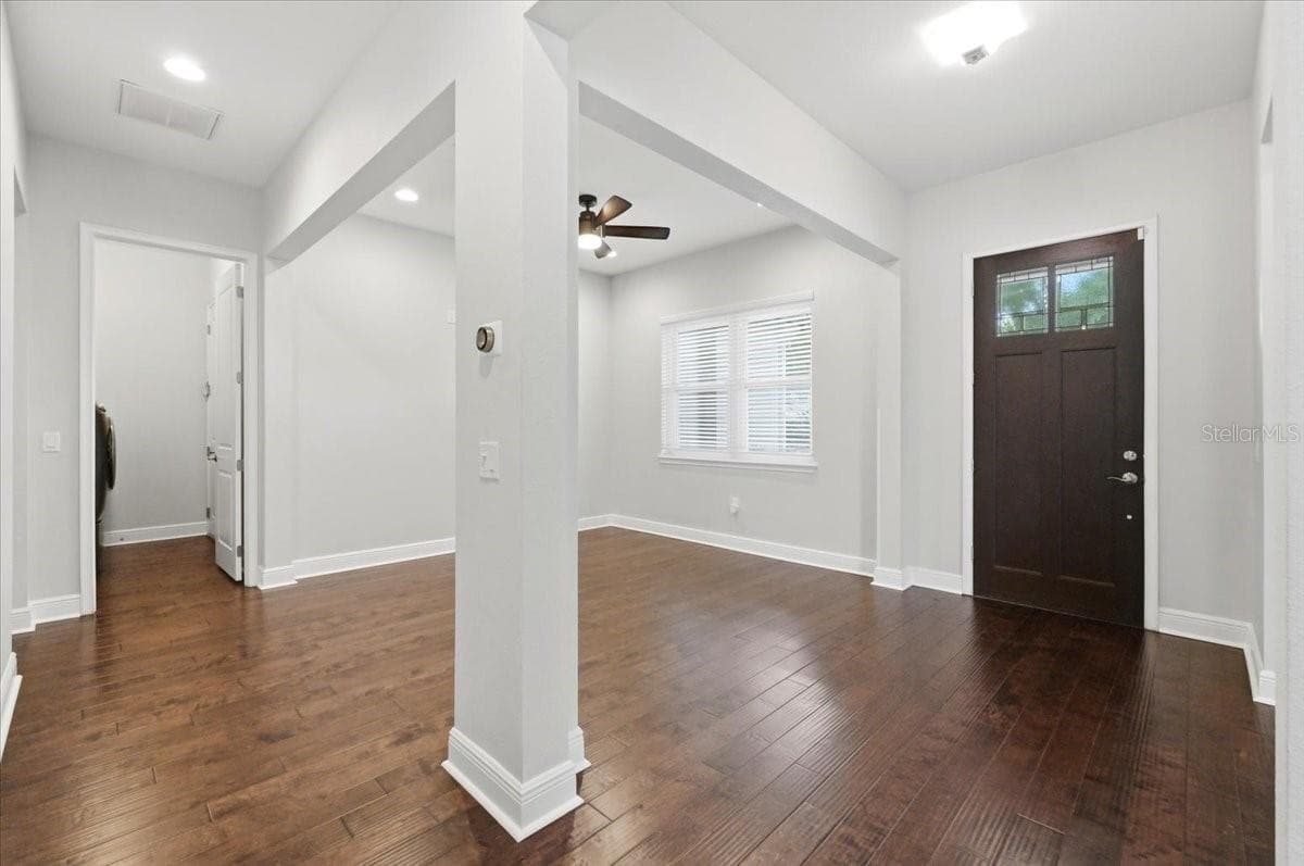 6308 CLARK AVENUE — photo 10 of 98