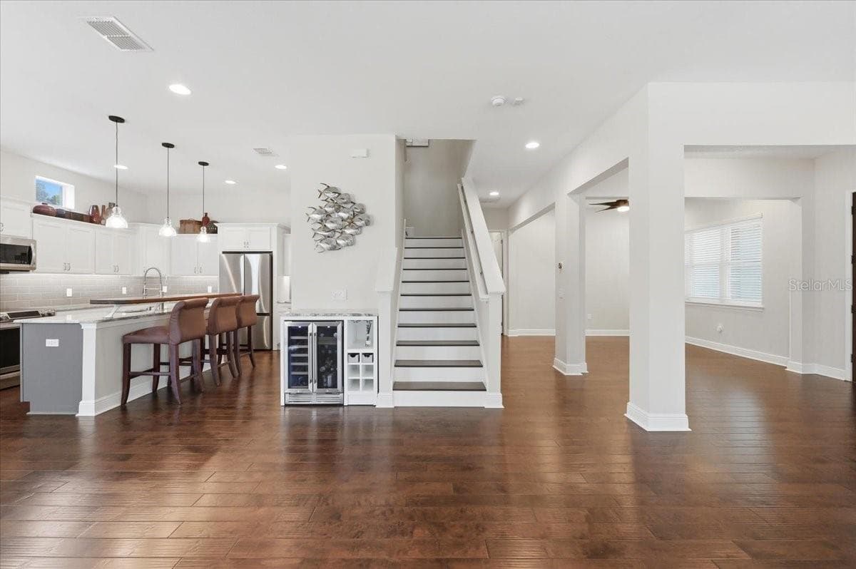 6308 CLARK AVENUE — photo 23 of 98