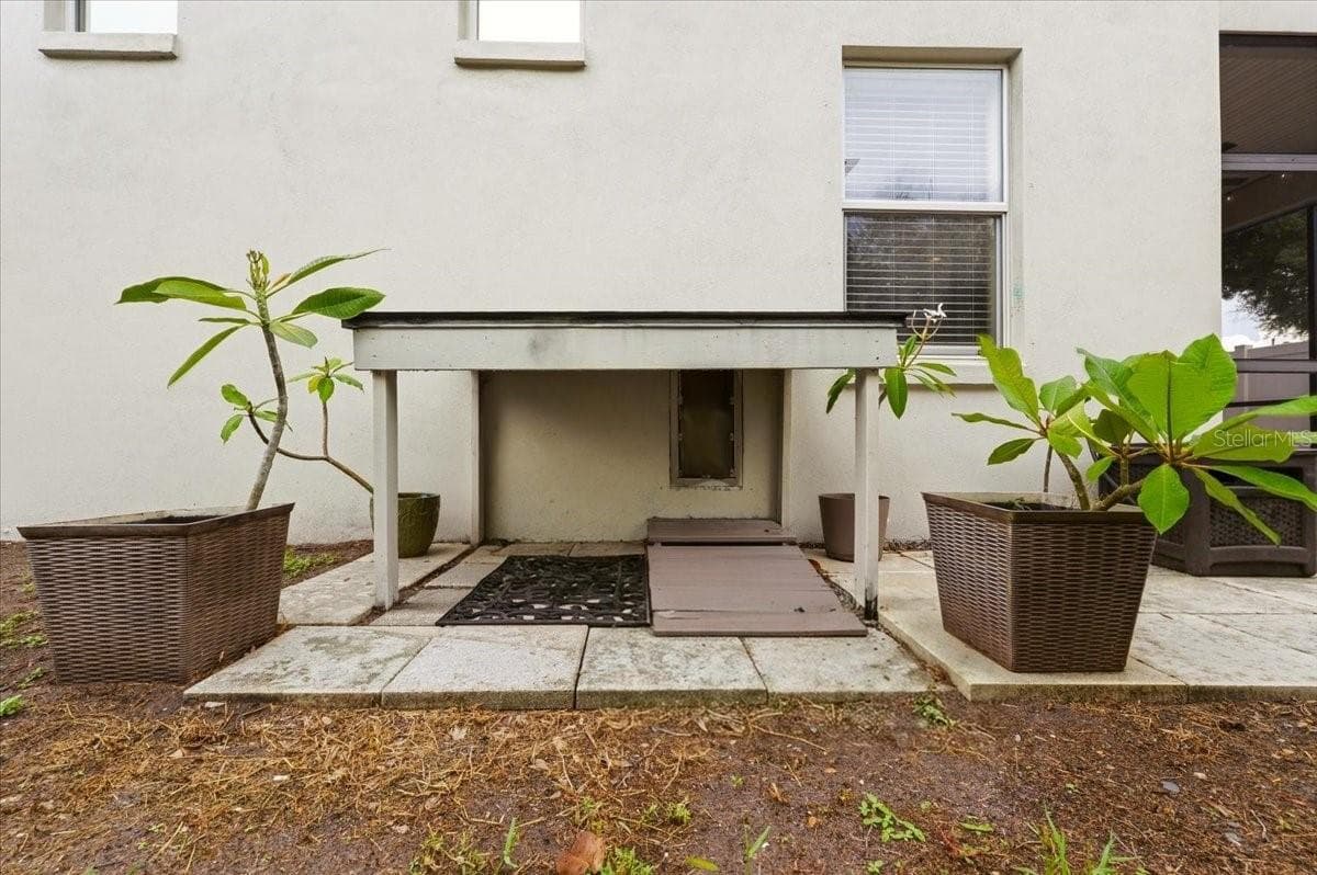 6308 CLARK AVENUE — photo 91 of 98