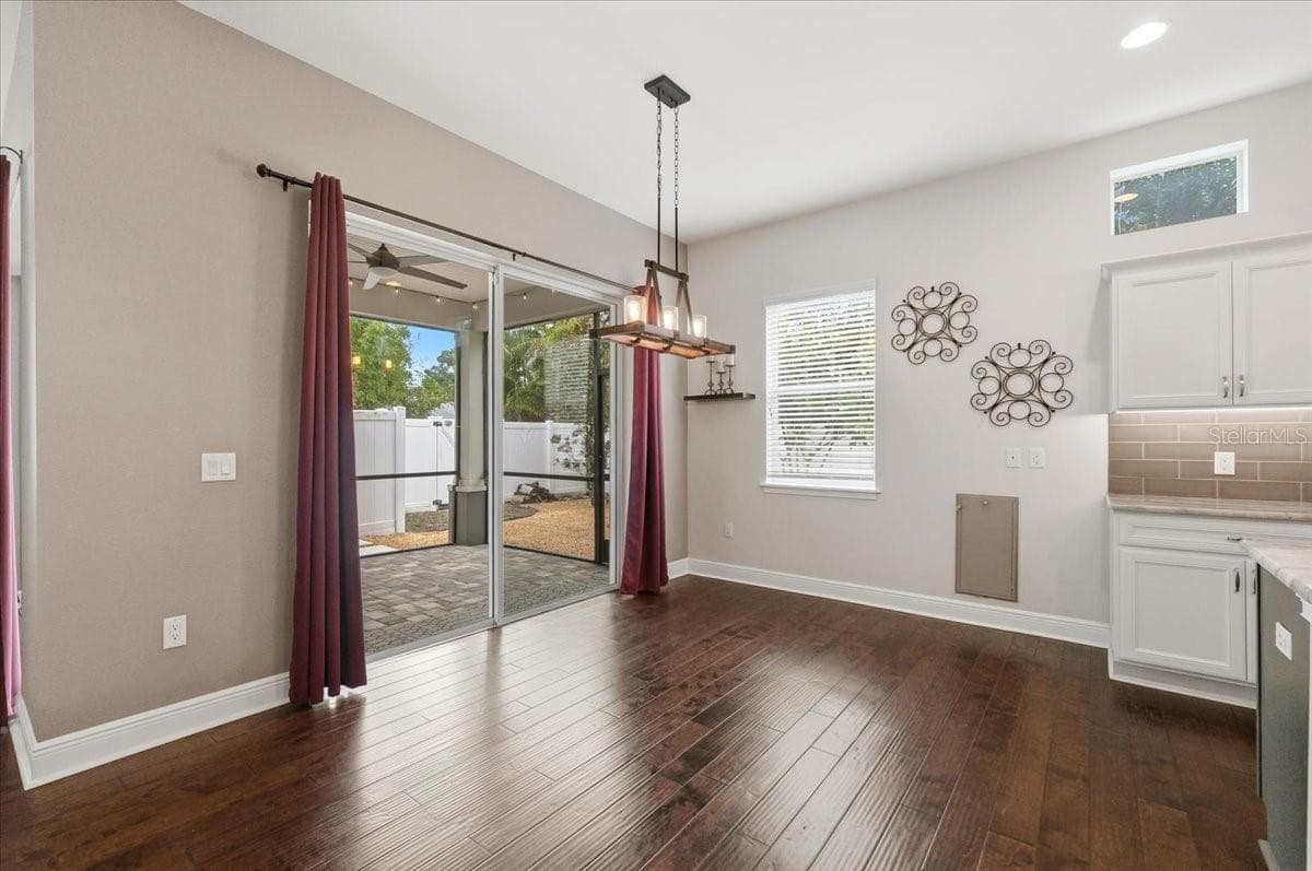 6308 CLARK AVENUE — photo 32 of 98