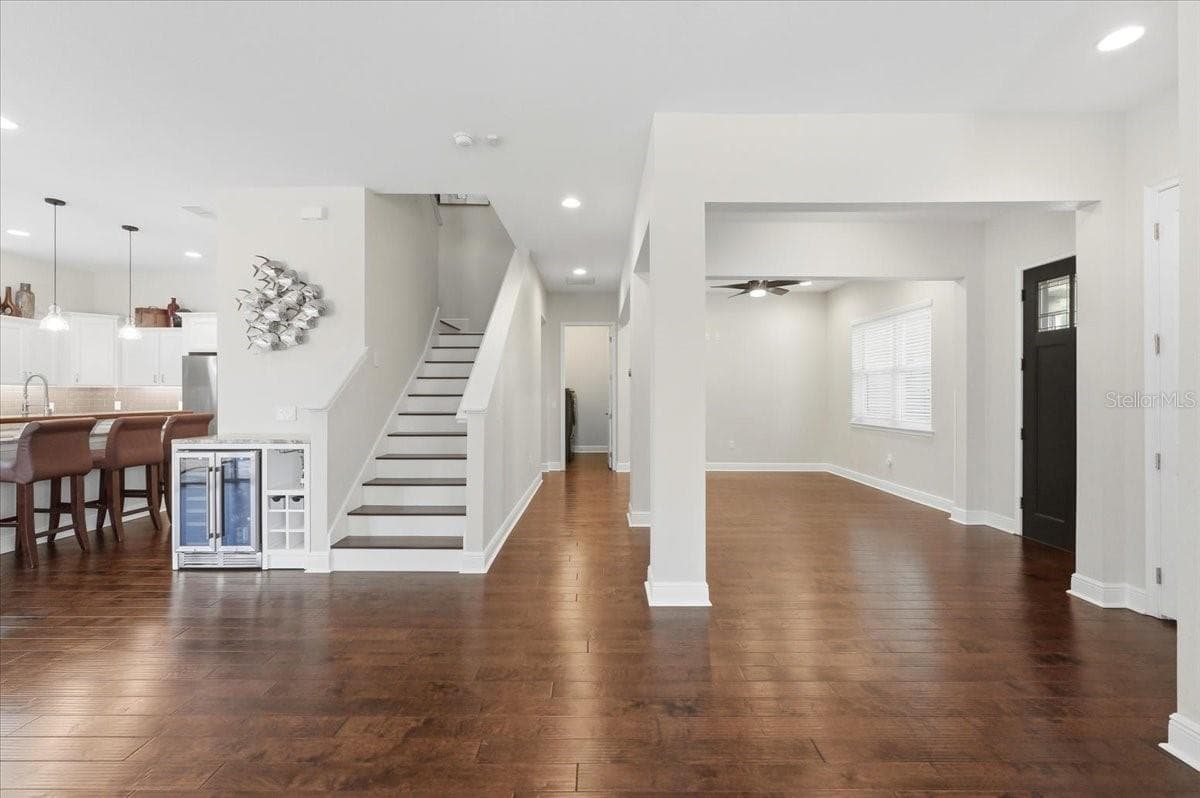 6308 CLARK AVENUE — photo 11 of 98