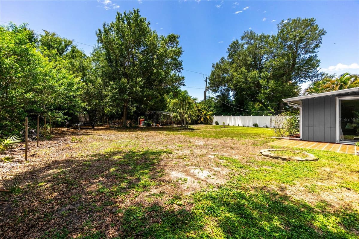 9435 BREWTON AVENUE — photo 34 of 61