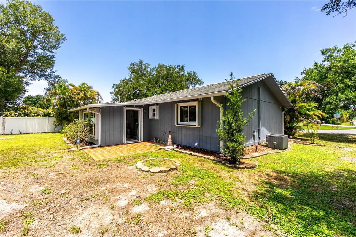 9435 BREWTON AVENUE — photo 40 of 61