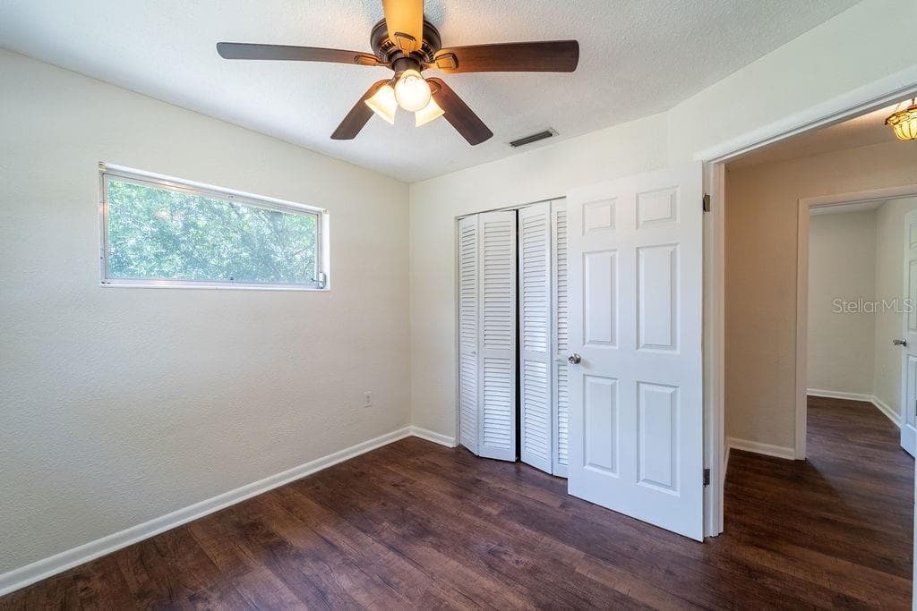 686 KENTUCKY AVENUE — photo 27 of 41