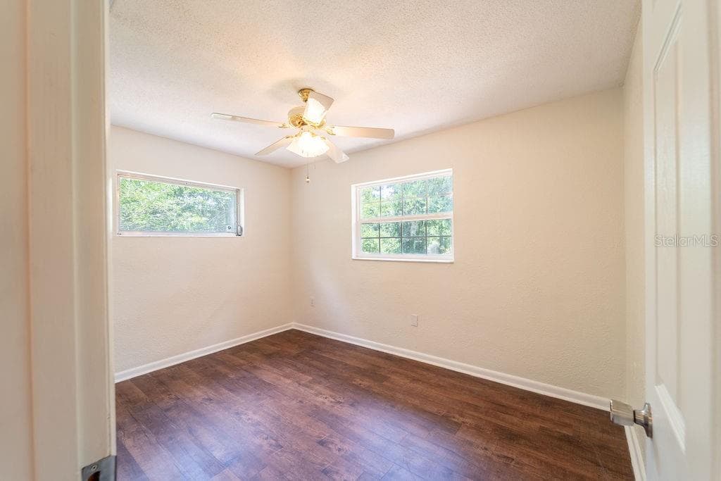 686 KENTUCKY AVENUE — photo 33 of 41