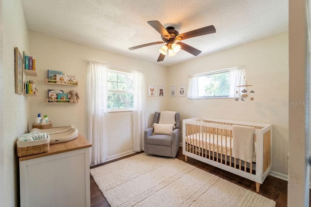 686 KENTUCKY AVENUE — photo 25 of 41