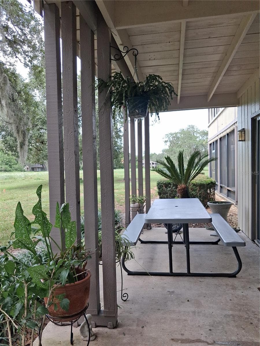 3341 CAMELOT DRIVE — photo 8 of 9