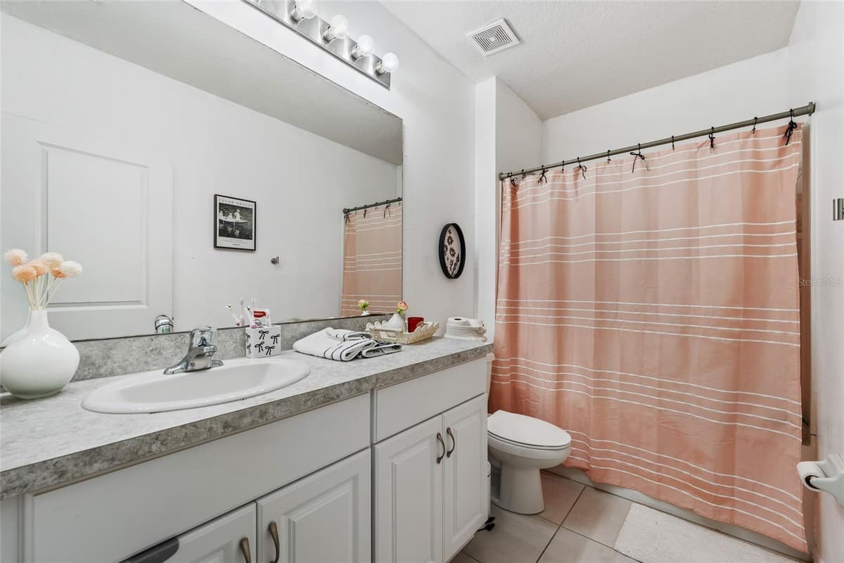 87 PRAIRIE FALCON DRIVE — photo 18 of 30