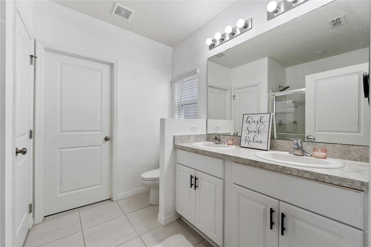 87 PRAIRIE FALCON DRIVE — photo 14 of 30