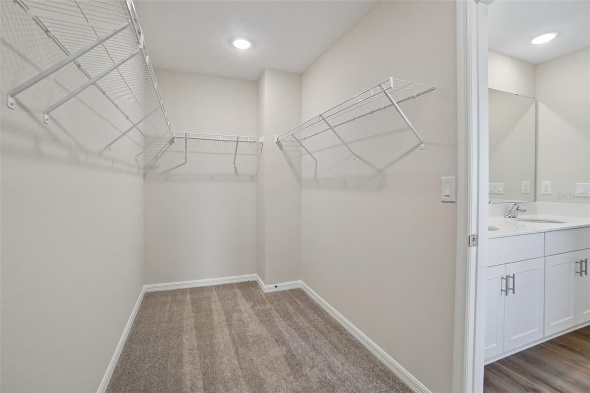 36564 SAGEMOOR DRIVE — photo 9 of 42