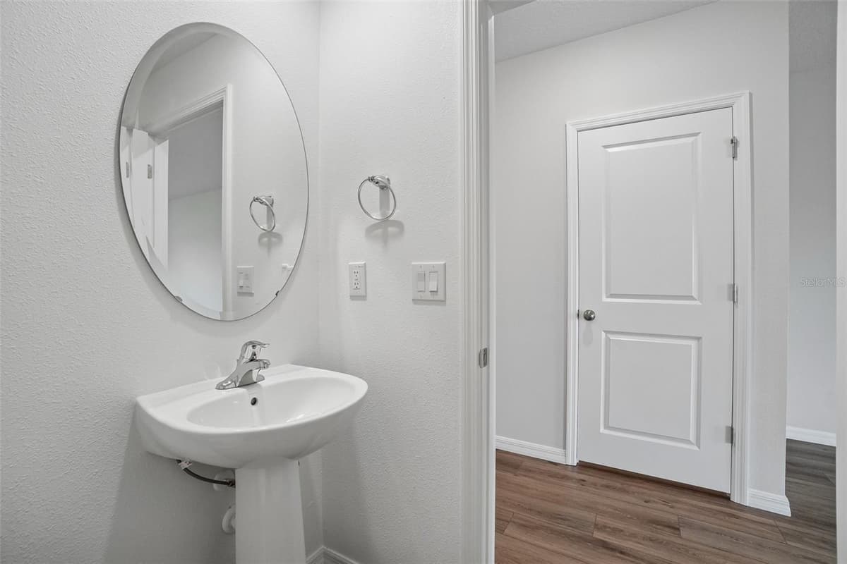 36564 SAGEMOOR DRIVE — photo 25 of 42