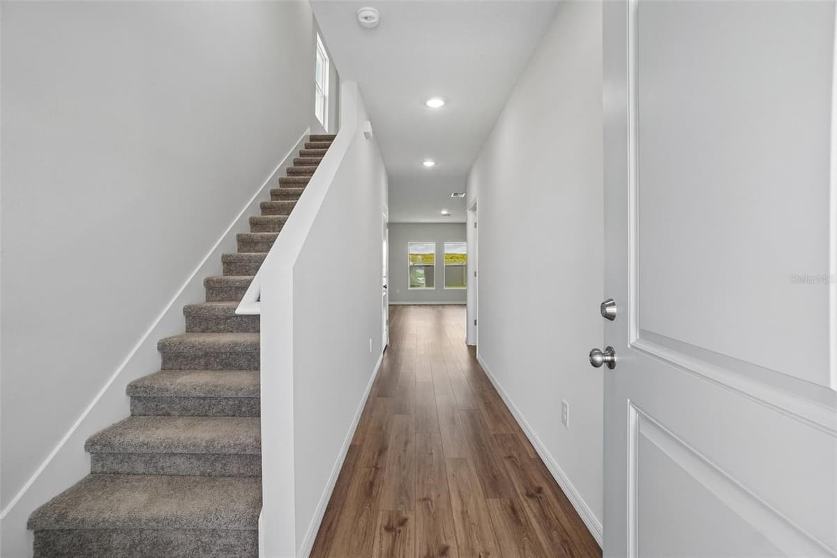 36564 SAGEMOOR DRIVE — photo 11 of 42