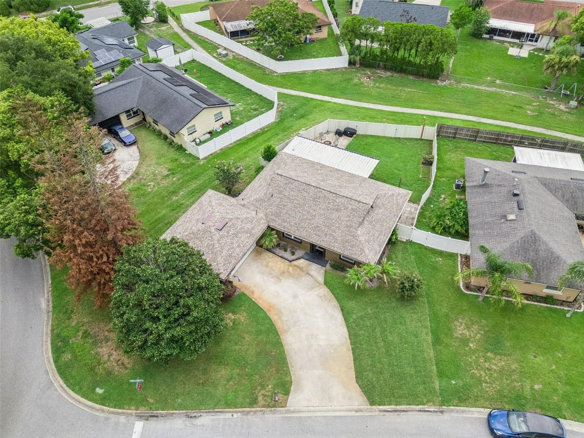 636 SWALLOW DRIVE — photo 53 of 60