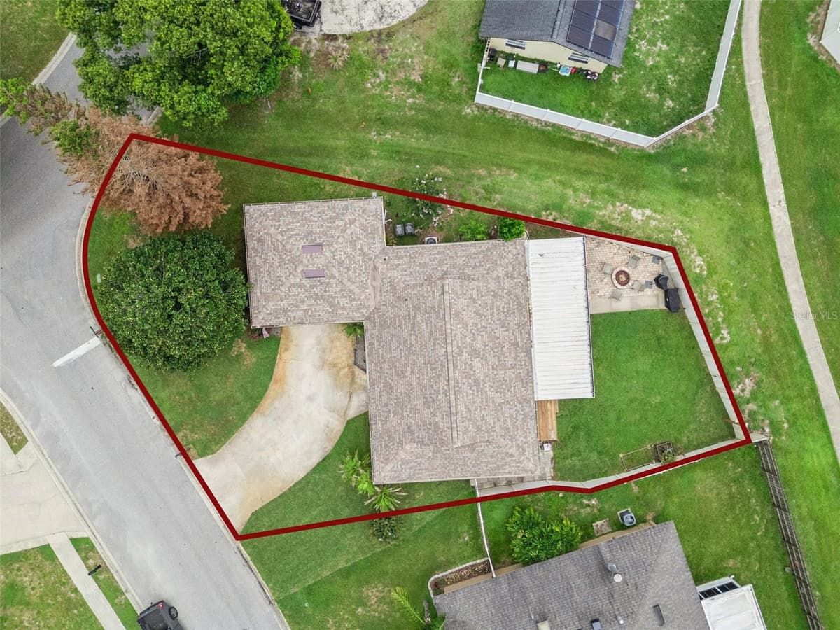 636 SWALLOW DRIVE — photo 49 of 60