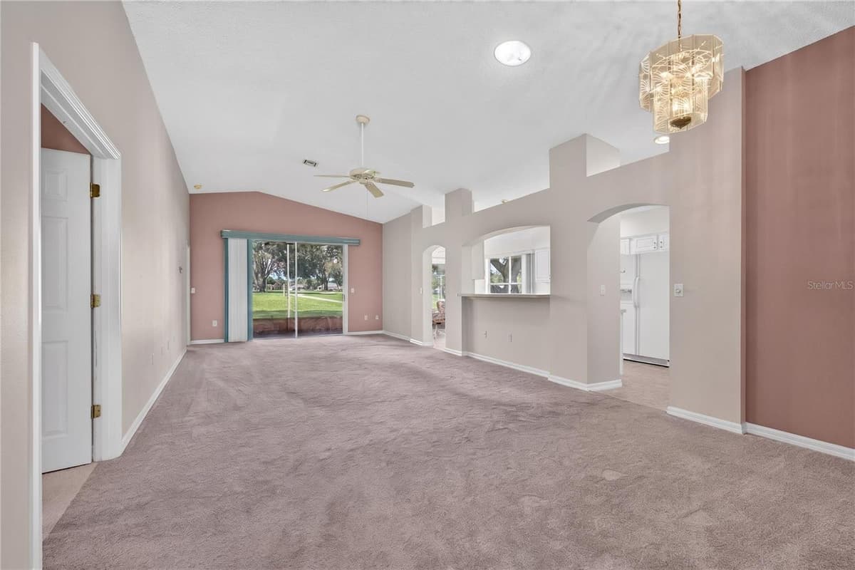 642 TIMBERCREST DRIVE — photo 5 of 50
