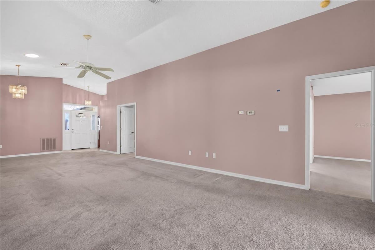 642 TIMBERCREST DRIVE — photo 7 of 50