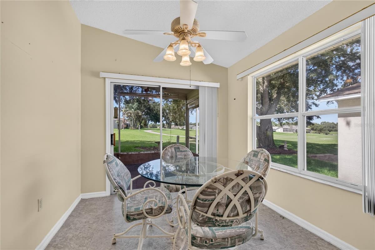 642 TIMBERCREST DRIVE — photo 17 of 50