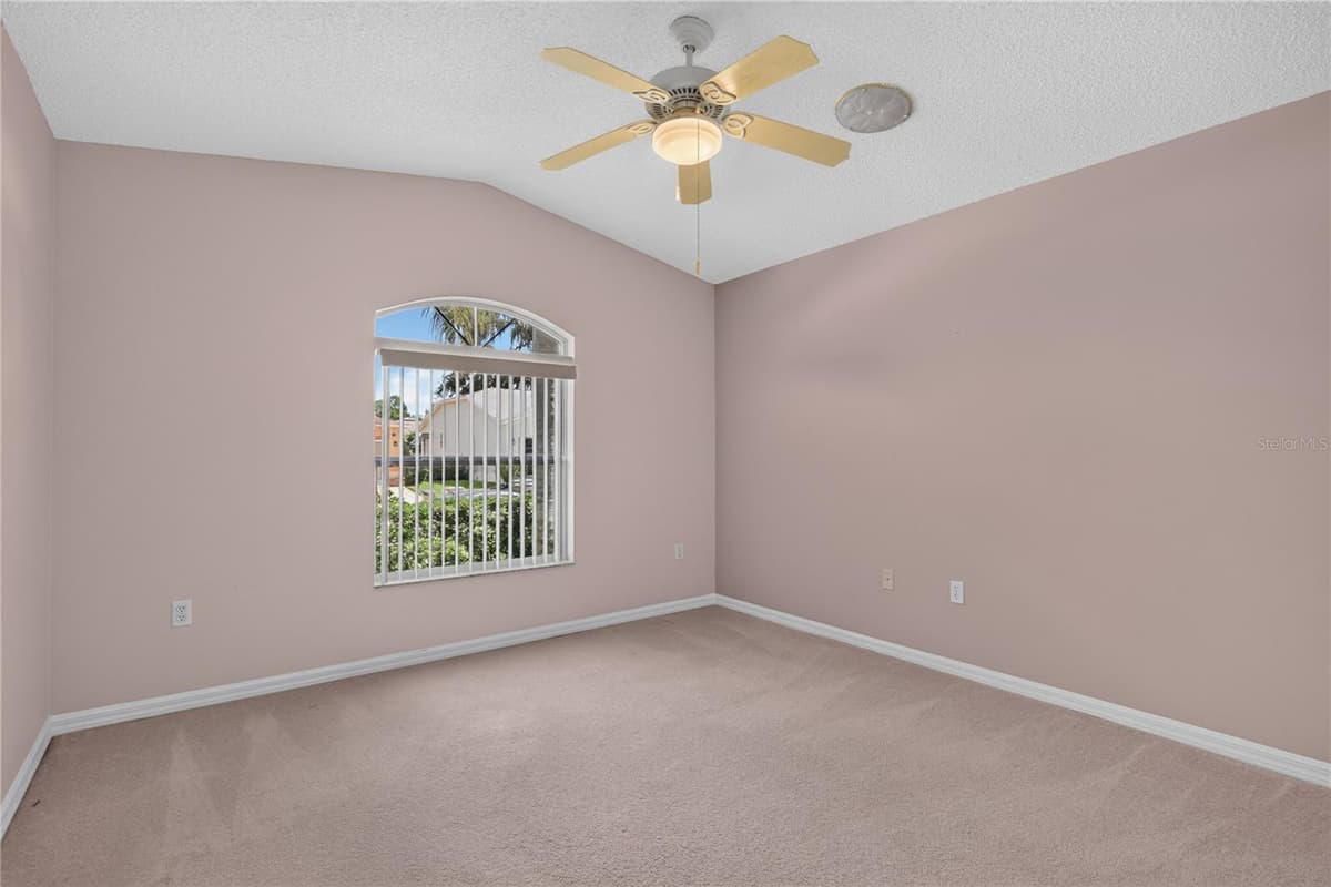 642 TIMBERCREST DRIVE — photo 34 of 50