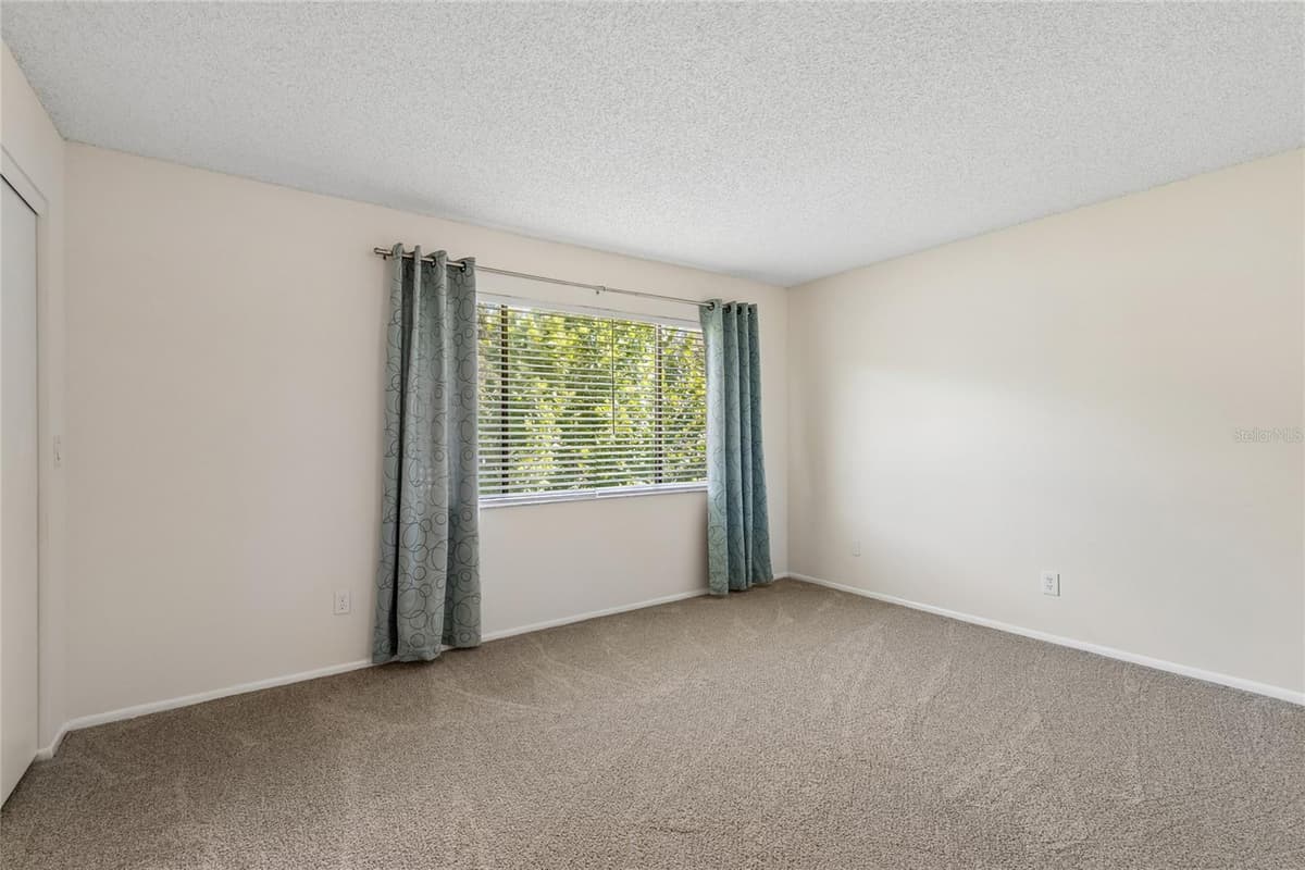 7803 AMBERLEA COURT — photo 9 of 22