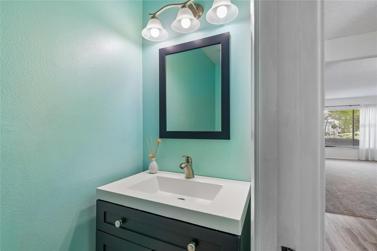 7803 AMBERLEA COURT — photo 7 of 22