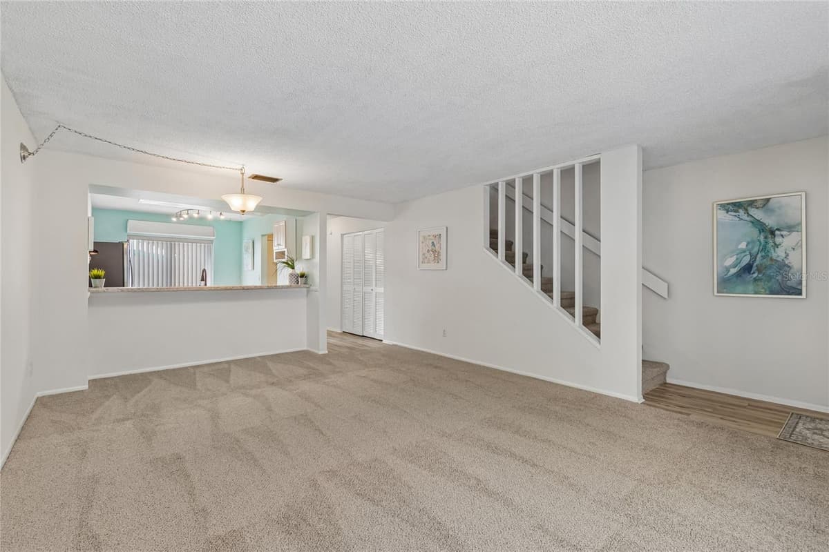 7803 AMBERLEA COURT — photo 2 of 22