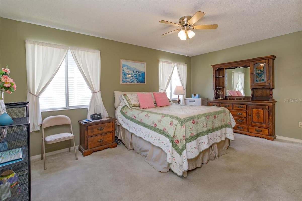 5301 WHITE CLIFF LANE — photo 15 of 25