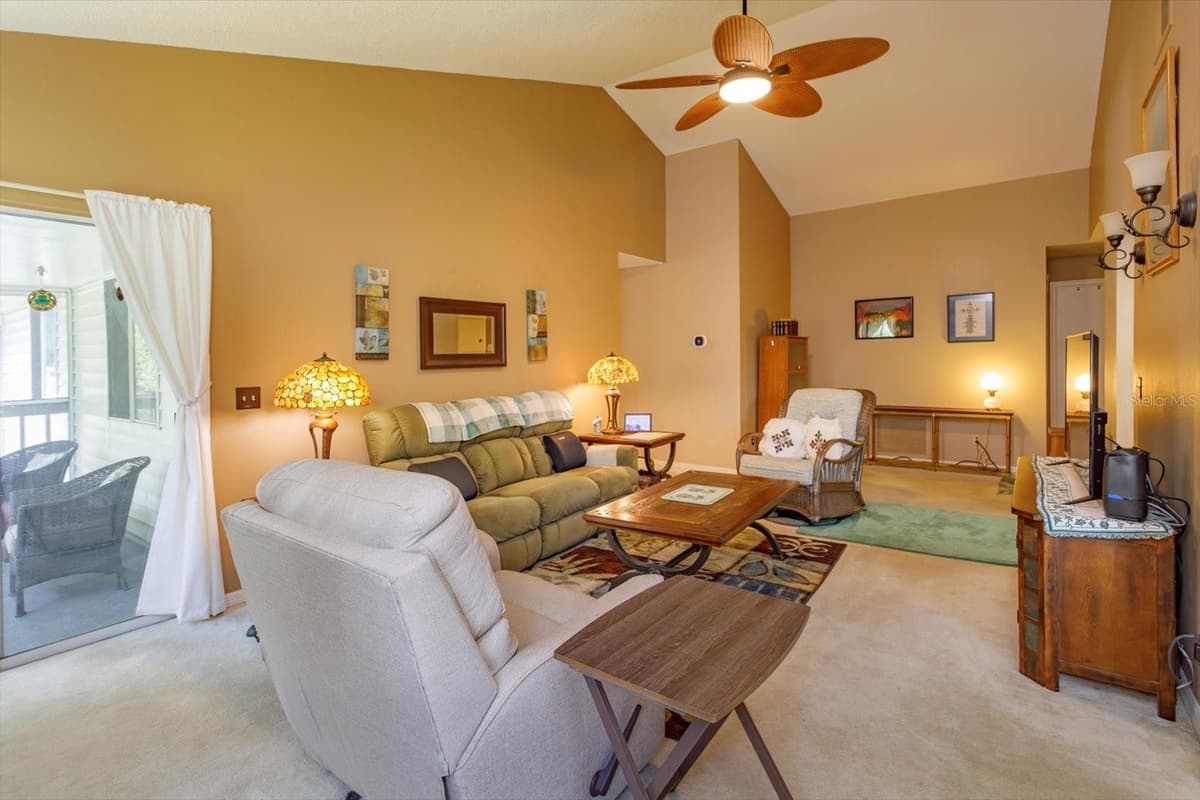 5301 WHITE CLIFF LANE — photo 5 of 25