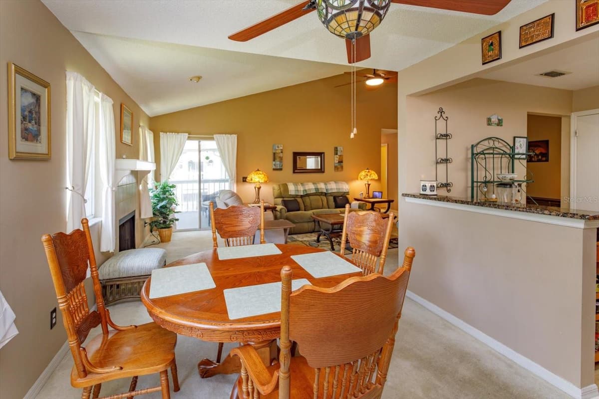 5301 WHITE CLIFF LANE — photo 14 of 25