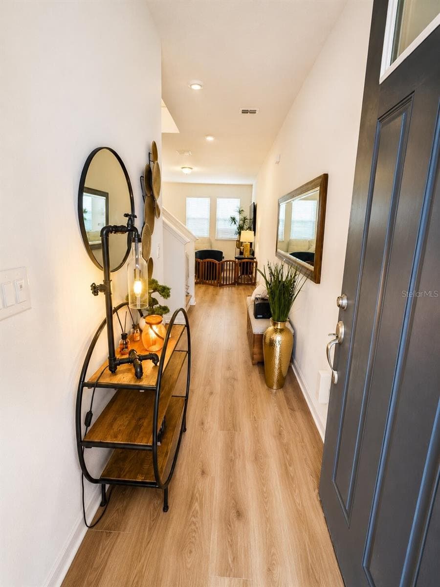 15613 WILLOW ARBOR CIRCLE — photo 2 of 21