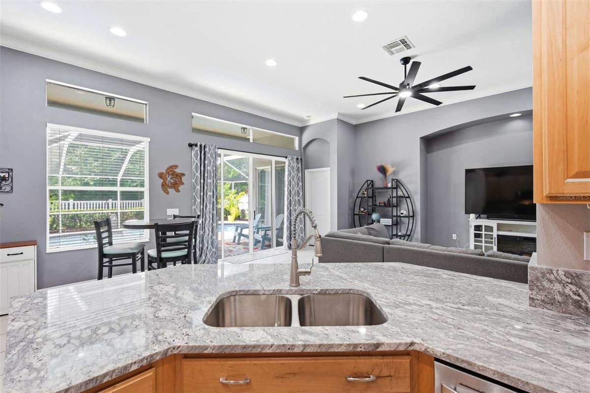 22608 KILLINGTON BOULEVARD — photo 5 of 51