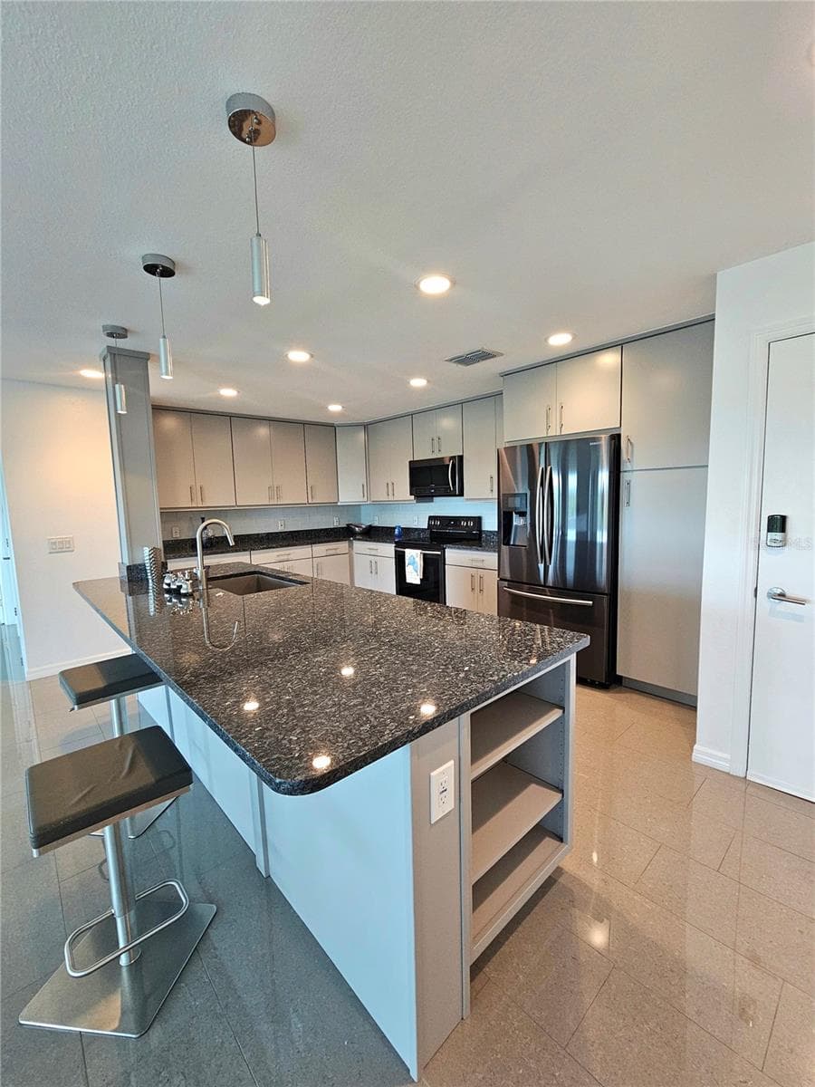 244 MARINER DRIVE — photo 15 of 52