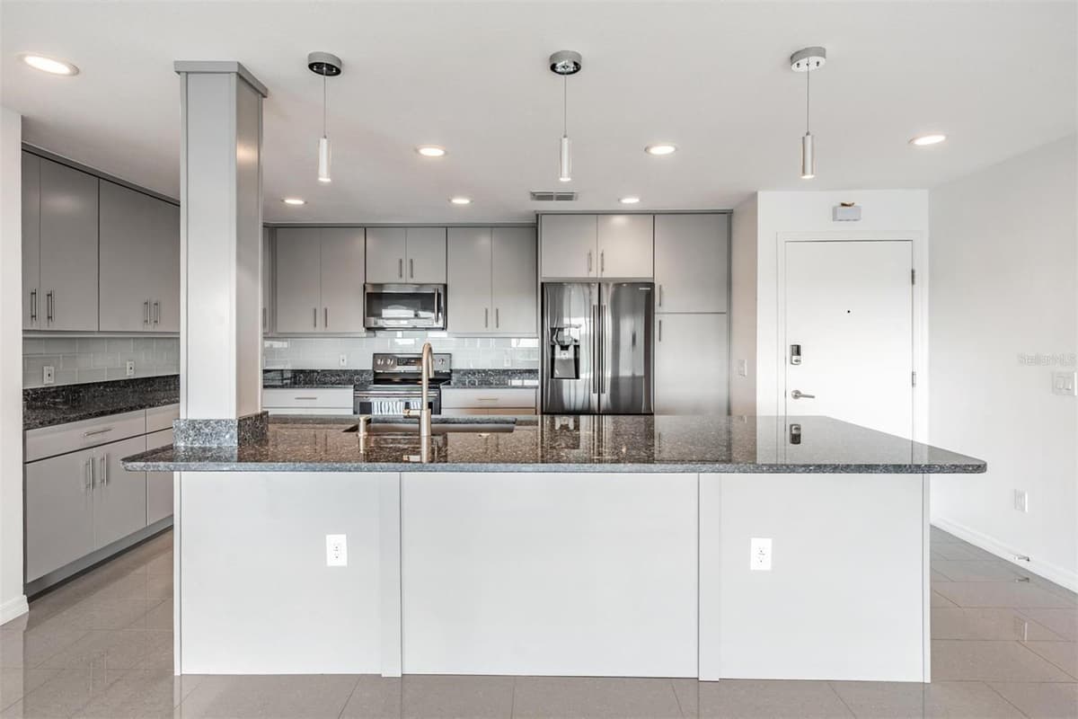 244 MARINER DRIVE — photo 19 of 52