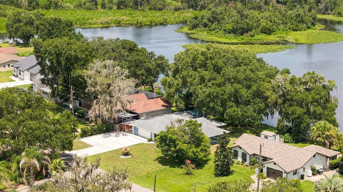 8515 GOSPEL ISLAND ROAD — photo 37 of 51