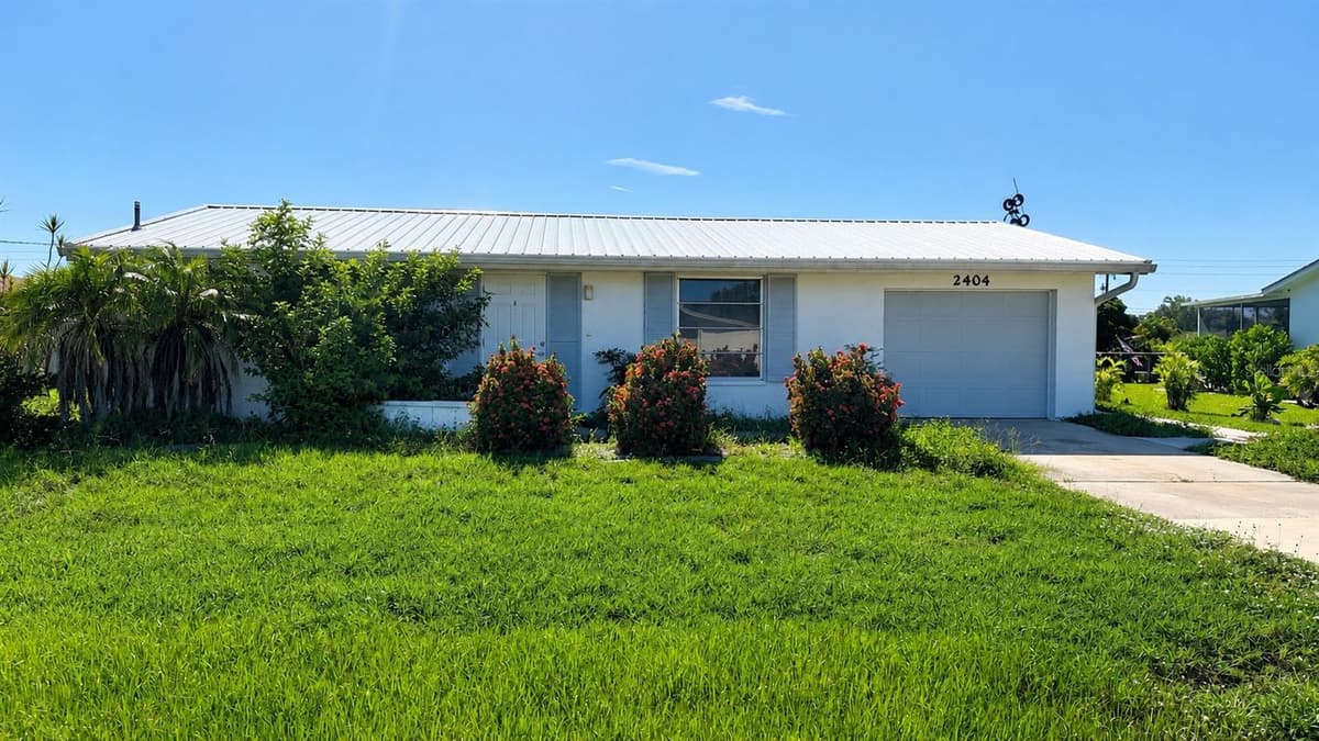 2404 ABSCOTT STREET — photo 1 of 4